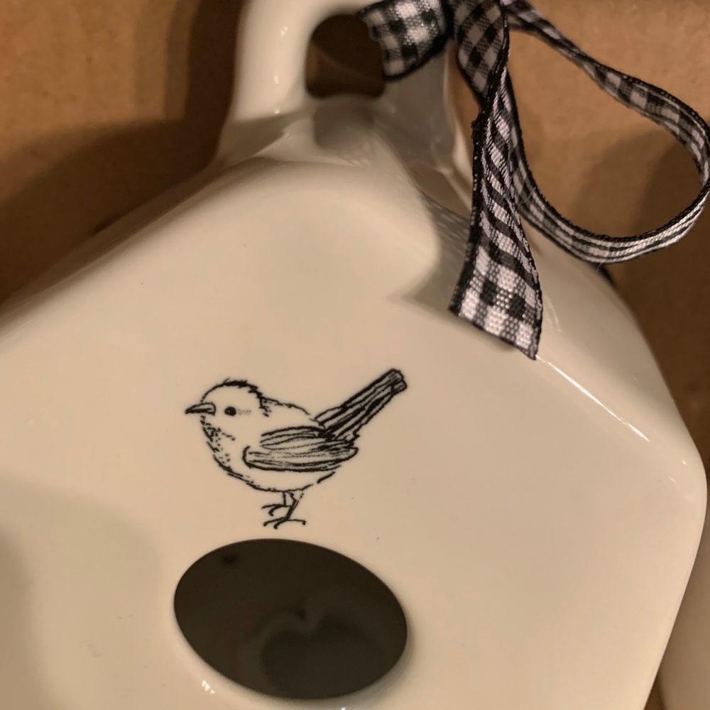 Rae Dunn “BABY BIRD MAMA BIRD” Ceramic Birdhouse Mug Set NWT - Picture 7 of 7